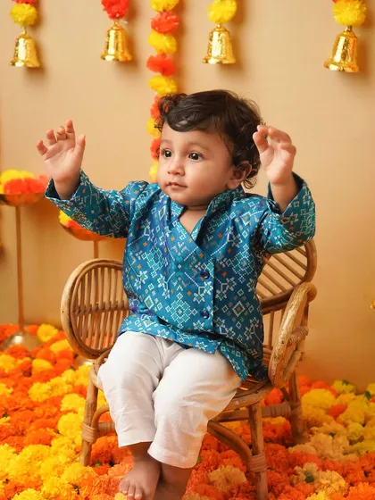 A playful, candid moment from the Ganesh Chaturthi shoot. I always encourage movement and play to capture a child's true spirit.