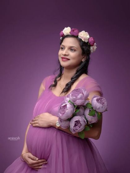 Studio Maternity: Gowns & Glamour photo 28