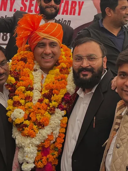 Congratulating a senior colleague on his victory for the post of Hony. Secretary of the Saket Bar Association. A strong network is built on mutual support.