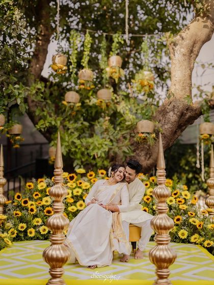 A wider view of the beautiful sunflower-themed decor for this intimate wedding.