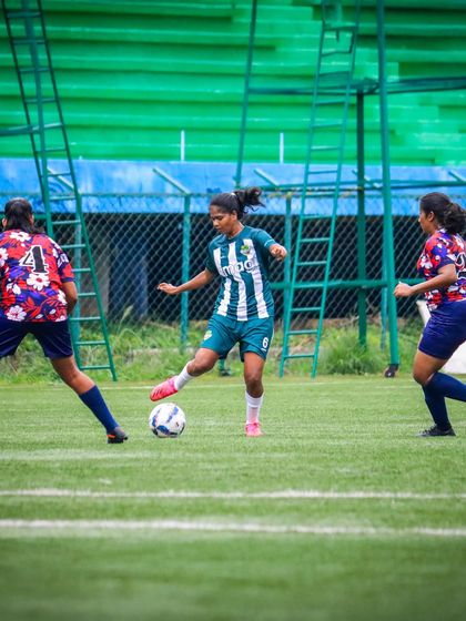 Girls on the Pitch photo 13