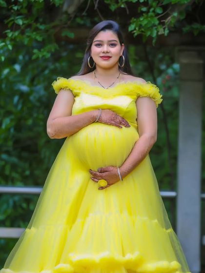 Costume Bank - Photoshoot & Videography Packages Maternity & Family Portraits photo 54