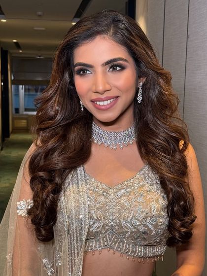 Modern Glam & Reception Looks photo 23