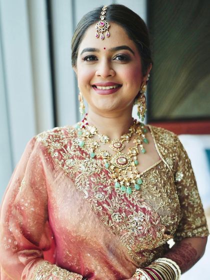 Modern Pastel & Golden Brides photo 22