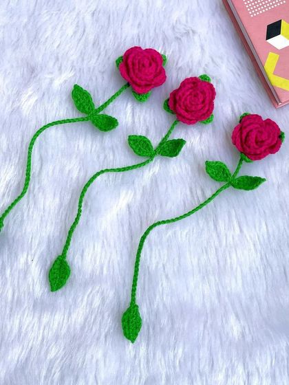 Rose bookmarks, perfect for a romantic reader.