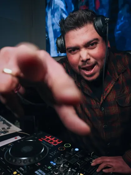 I see you. It’s my job to read the crowd and connect with every person on the dancefloor. This is me making sure you’re having the time of your life.