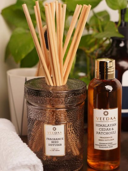 Effortless Home Ambiance: Reed Diffusers photo 41