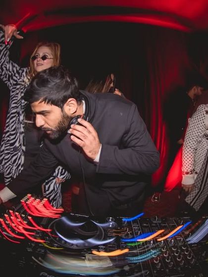 A close-up, motion-blurred shot from the NYE party. It was a whirlwind of a night, and I loved every second of it.