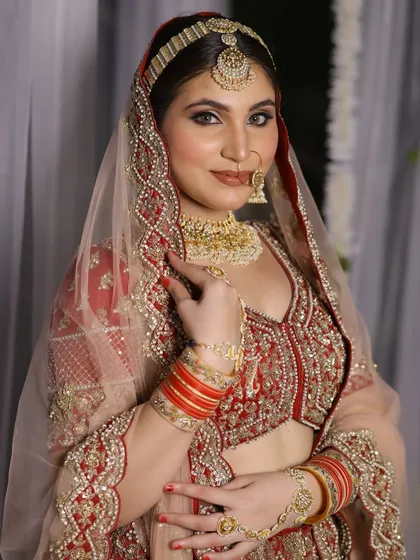 Another angle of this gorgeous Nikah look, showcasing the intricate details of the jewelry and how the makeup complements it perfectly.