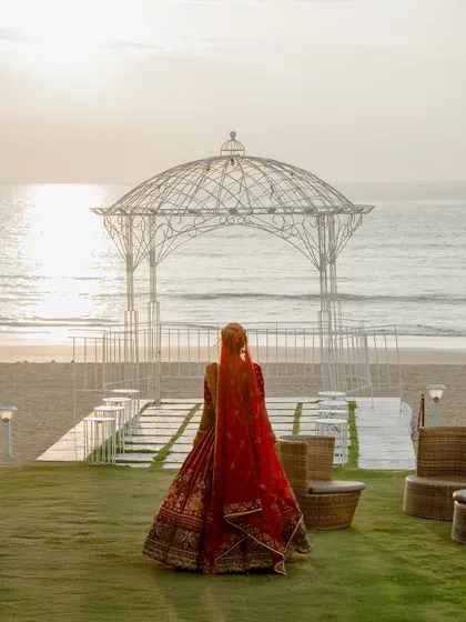 From local celebrations to global destinations. We are equipped and experienced in capturing beautiful weddings anywhere in the world, like this stunning bride against a serene beach sunset.