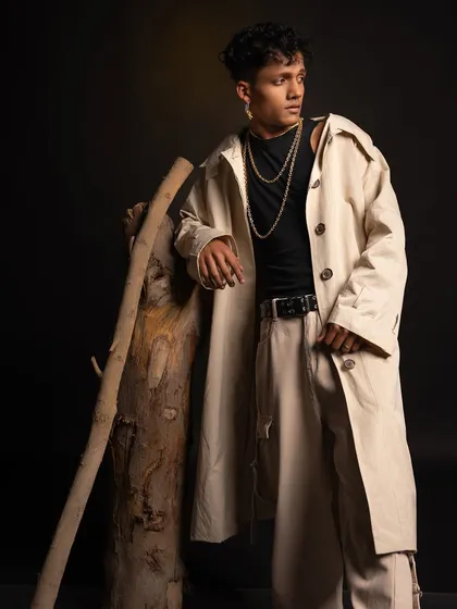 Using natural elements like wood to create a contrast in this studio shoot.