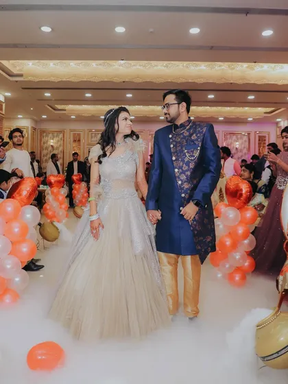 The couple's grand entrance through a cloud of smoke. I use these effects to create a dramatic and memorable start to the celebration.