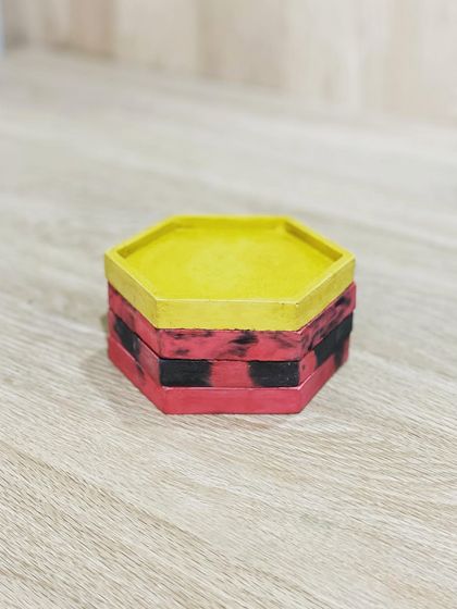 Stract Design - Ready-Made Furniture & Decor Handcrafted Concrete Decor photo 21