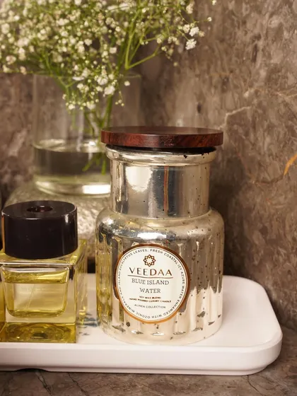 A curated selection from our extensive product portfolio, showcasing the diverse range of fragrances, colors, and designs we offer. Each image highlights the beauty and versatility of our candles, diffusers, and gift sets.
