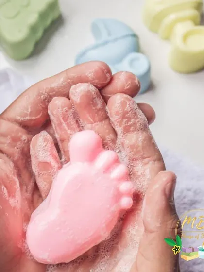I believe bath time should be fun and safe for little ones. That’s why I handcraft these playful, toy-shaped soaps using a gentle, natural base that is free from parabens and sulphates, with fruity scents that kids adore.
