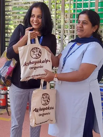 With the ever-smiling Poornima from the Akshayakalpa team. She meticulously logged every detail of the composting process, from temperature changes to the ratio of ingredients, ensuring the success of our experiment.
