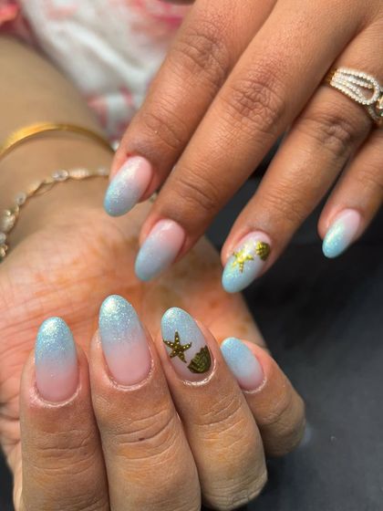 This angle shows how the 3D charms are securely applied to last through your entire vacation.