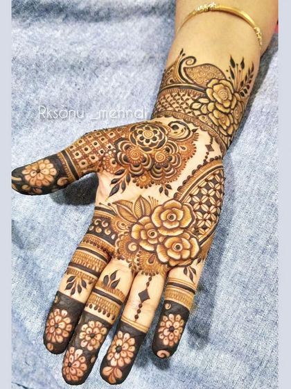 Sonu - Bridal & Wedding Mehndi Intricate Bridal Designs photo 42