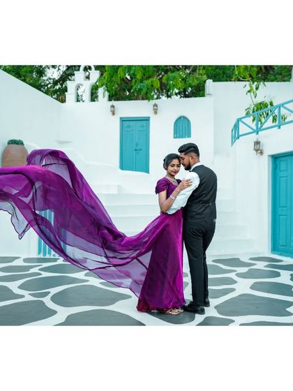 Heart Clickers - Pre-Wedding & Couple Photoshoots Santorini Vibes in India photo 4