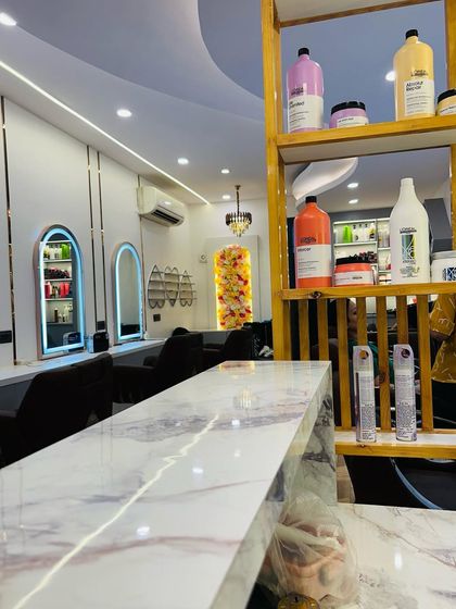 Irshad Saifi - Commercial Interior Design Luxury Salon & Studio Designs photo 22