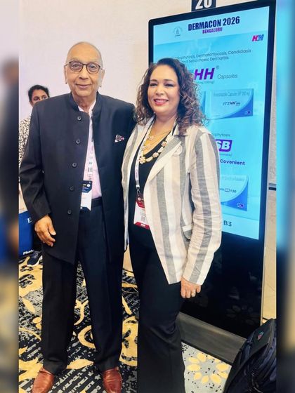 With a respected senior colleague at Dermacon 2026. These interactions are a highlight of any conference, fostering a spirit of mentorship and shared knowledge.