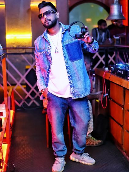 A duplicate of my full-body denim look.