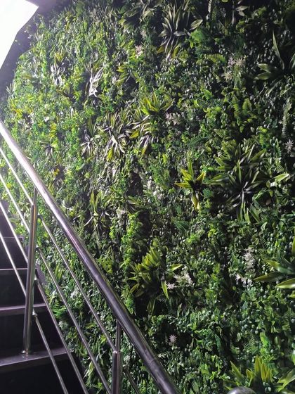 Artificial Green Walls: Business & Commercial Spaces photo 9
