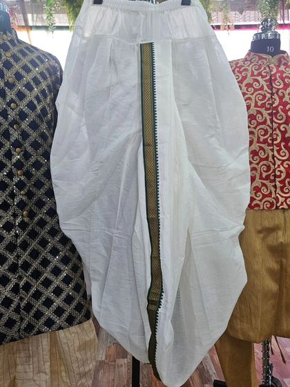 Dee Yashaswini - Occasion Wear Rentals Traditional Indian Wear photo 5