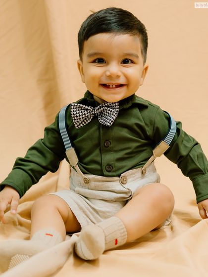 Candid Studio Moments photo 6