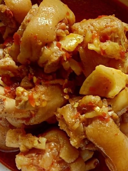 A bowl of pig trotter curry, available for order. Just send me a message to place your pre-order.