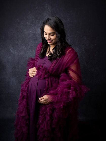 Studio Maternity: Gowns & Glamour photo 13