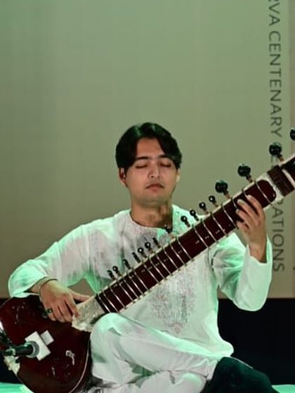 In The Spotlight: Concerts & Live Performances photo 19