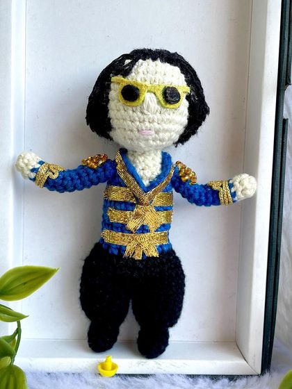 The King of Bollywood, Shah Rukh Khan! This was a replica of his look from the movie 'Happy New Year'. It was a fun challenge to recreate the iconic blue and gold jacket.