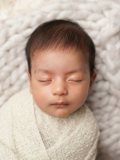 Newborn Portraits: The First Few Days photo 40