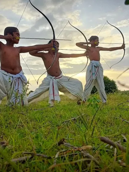 With each bow, each movement, and each breath, these young practitioners of Dhanurvidya honor the traditions that shape their journey. Their synchronized forms show a shared dedication to the art.