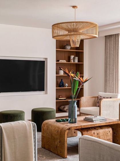 Weespaces - Full-Service Residential Interior Design The Aqua Home: Modern Coastal Serenity photo 9