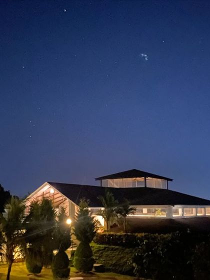 A clear night sky full of stars above the retreat. Being away from city lights allows for breathtaking stargazing, adding another layer of wonder to your stay.