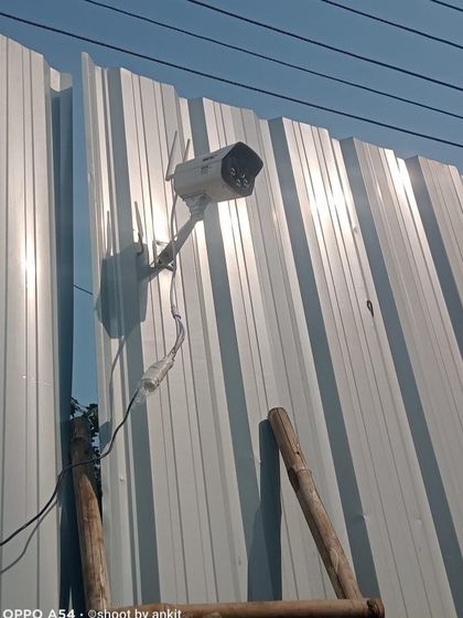 The final installation of the 4G outdoor bullet camera. Its antennas ensure a strong cellular connection for remote viewing, and the sturdy mount keeps it secure against the elements.