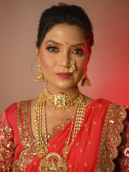 An after shot of the vitiligo skin makeup, showcasing a complete and radiant bridal look. My goal is to empower both my students and the clients they will work with.