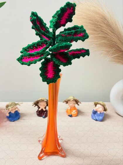 Everlasting Crochet Blooms & Decor photo 5