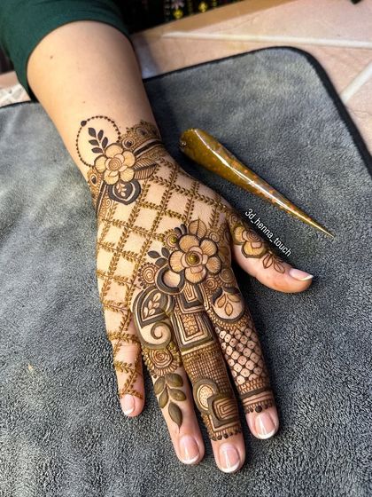 3D Henna Touch - Festive & Occasional Mehndi Minimalist & Chic Henna photo 9