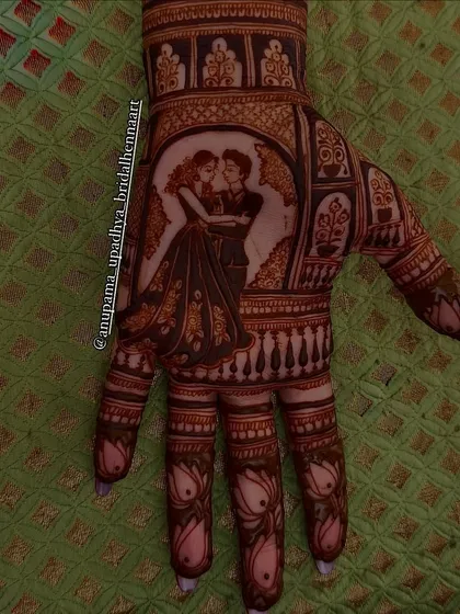 Every detail tells their story. This customised mehandi is a beautiful tale of two hearts becoming one, captured in natural henna.