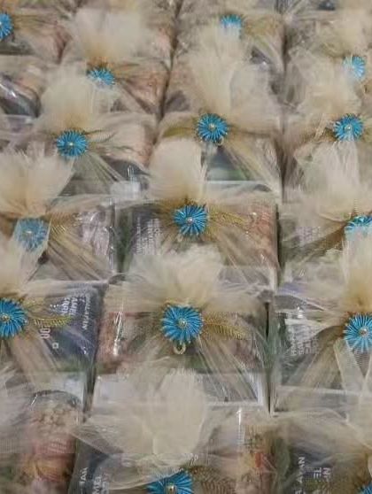 Welcome & In-Room Hampers photo 10