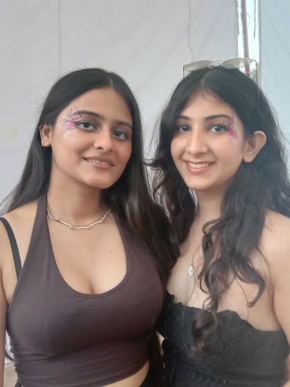 Signature Glitter Effects photo 14