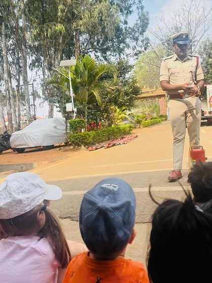 Knowledge Origin - Preschool & Kindergarten Programs Learning Beyond Our Walls: Field Trips & Nature Exploration photo 88