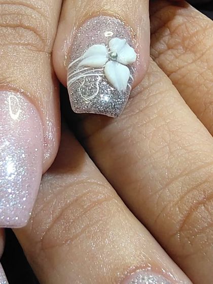 Shine On: Glitter, Chrome & Cat Eye photo 47