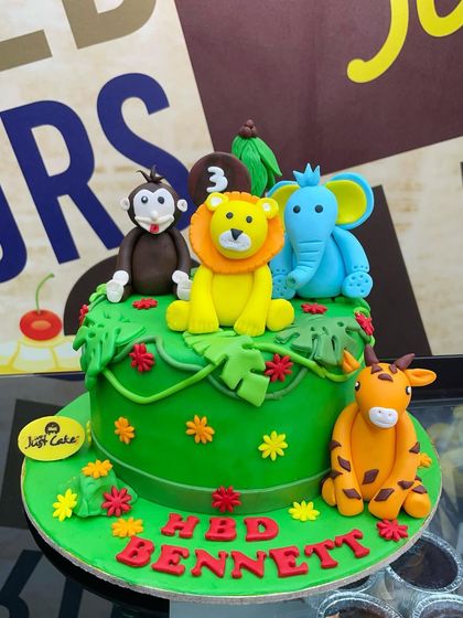 Animal & Jungle Adventure Cakes photo 22