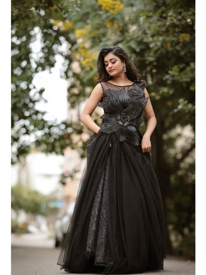 Creative Kalpane - Occasion Wear Rental Pre-Wedding & Couple Shoots photo 35