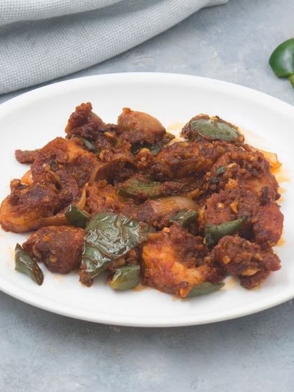 A simple preparation of our Chilli Chicken, focusing on the tender chicken and crisp capsicum in a savoury gravy.