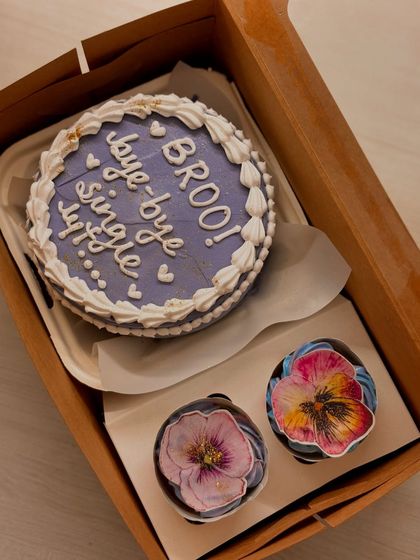 Love & Milestones: Romantic & Anniversary Cakes photo 15